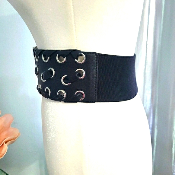 🌞4/$20 Leather Belt - Picture 3 of 5